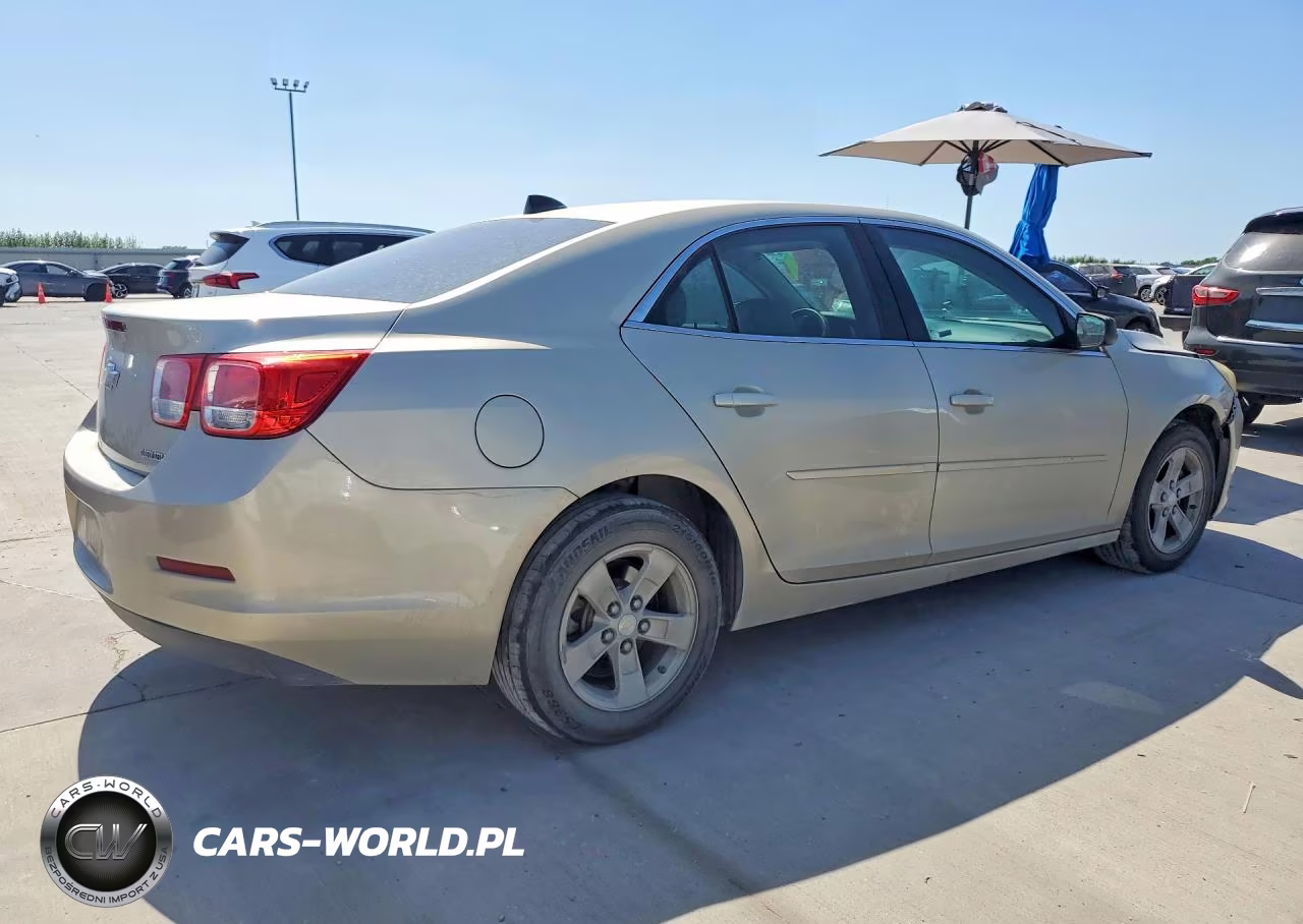 2013 Chevrolet Malibu Ls VIN:1G11B5SAXDF352855 - 3