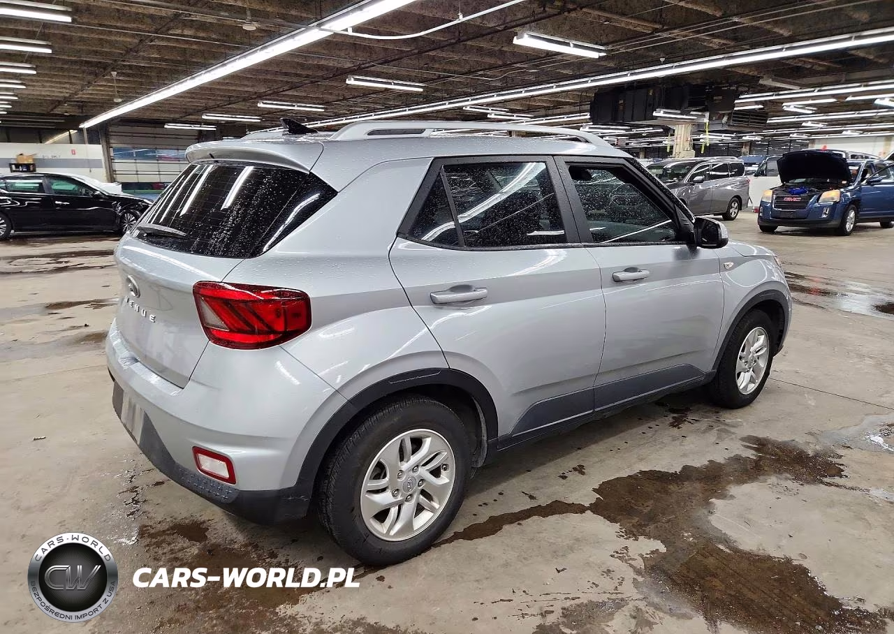 2020 Hyundai Venue Sel VIN:KMHRC8A31LU029960 - 3
