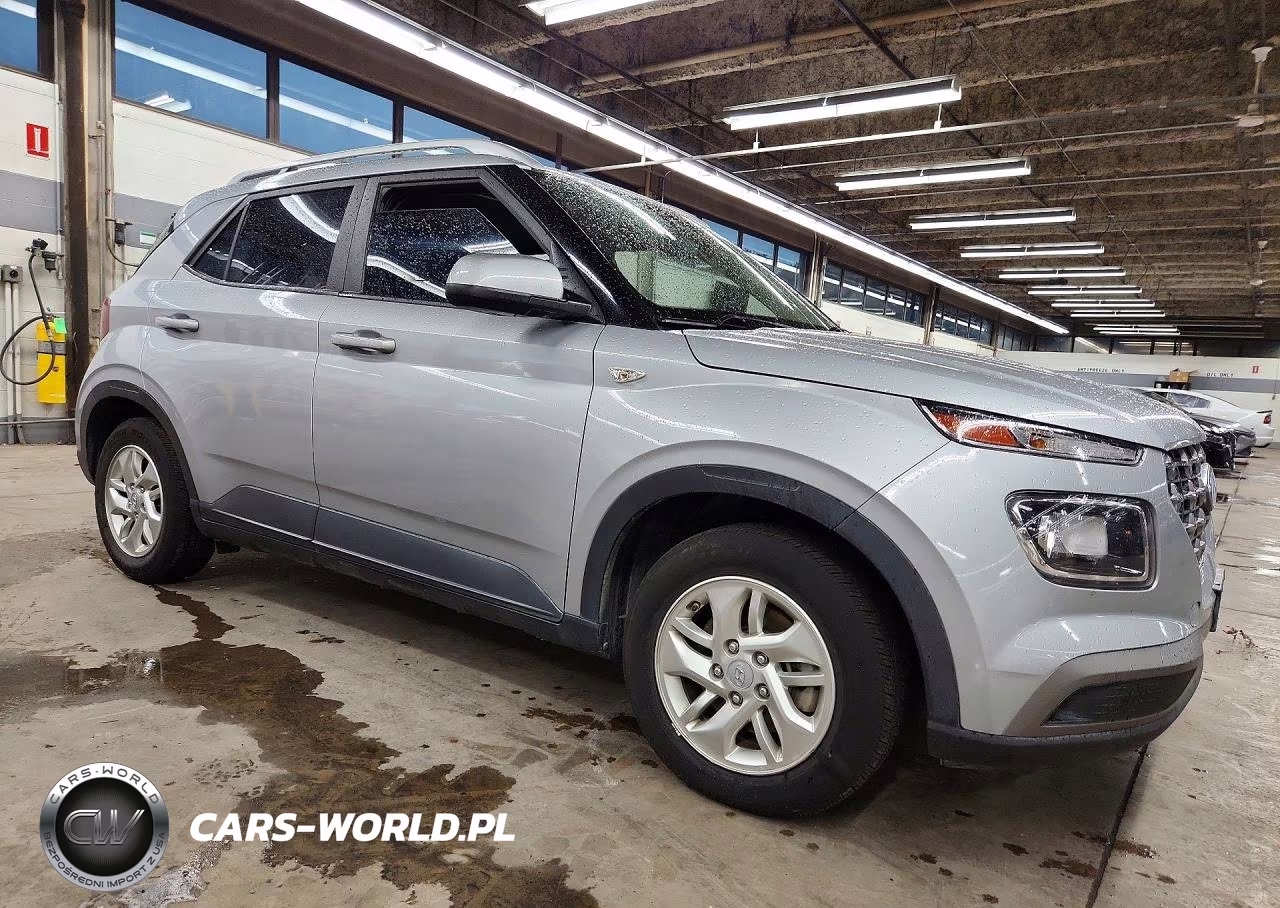 2020 Hyundai Venue Sel VIN:KMHRC8A31LU029960 - 4