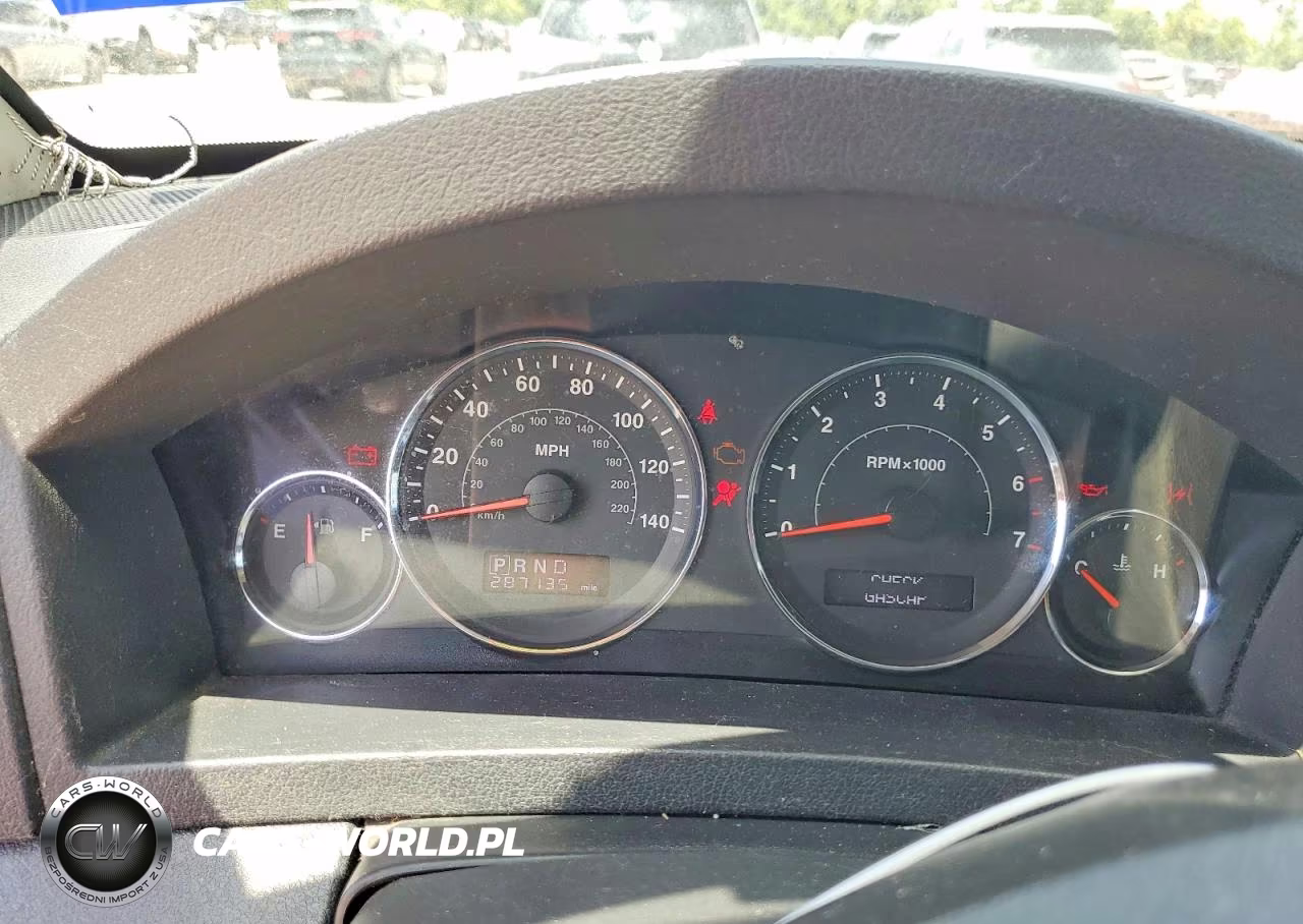 2008 Jeep Grand Cherokee Laredo VIN:1J8GS48K08C209084 - 9