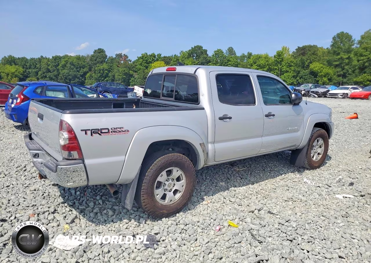 2012 Toyota Tacoma V6 VIN:3TMLU4EN6CM085943 - 3