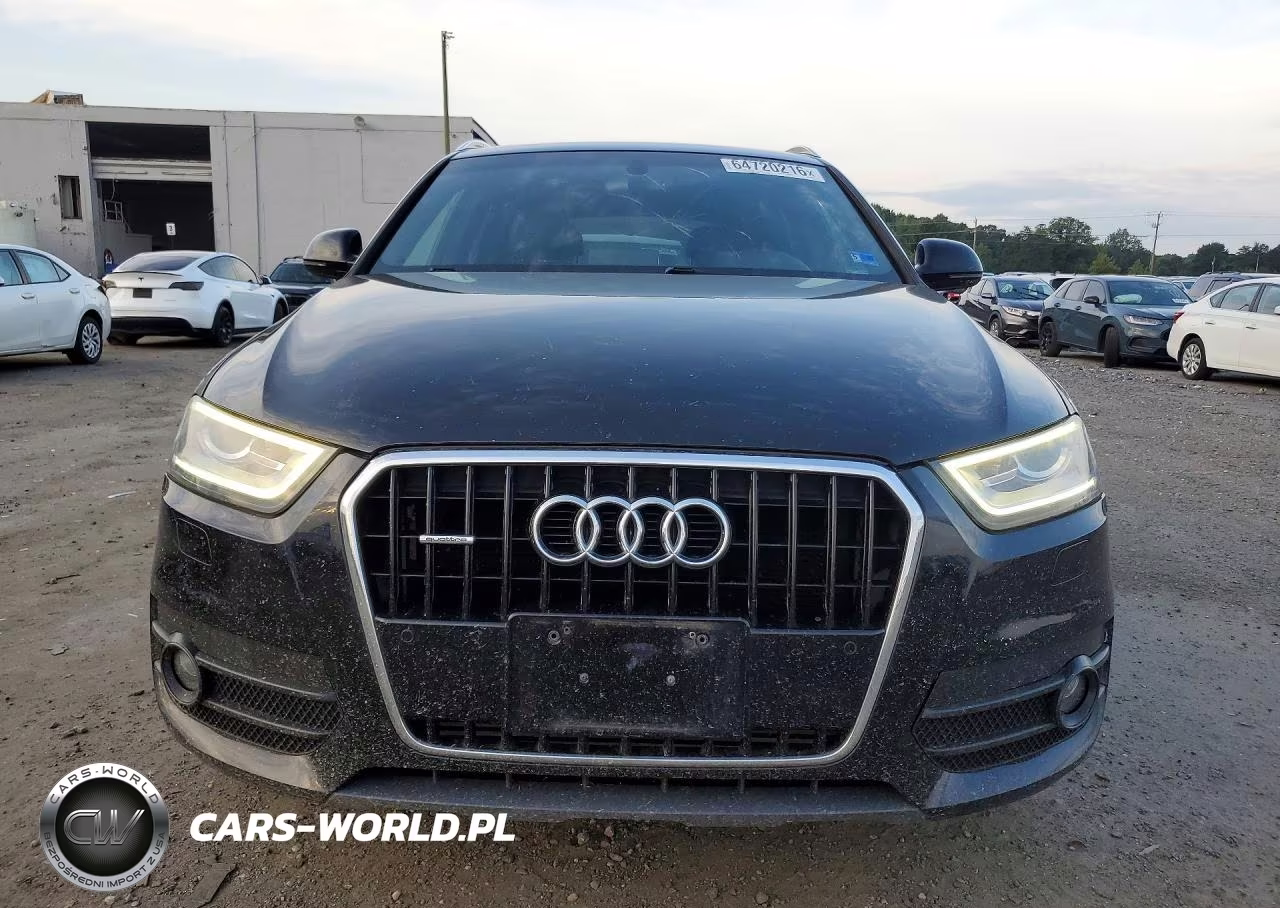 2015 Audi Q3 Premium Plus VIN:WA1EFCFS8FR004696 - 5