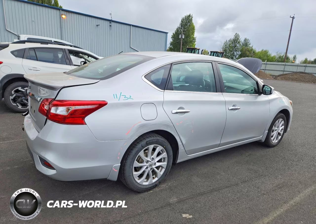 2017 Nissan Sentra S VIN:3N1AB7AP8HY301672 - 3