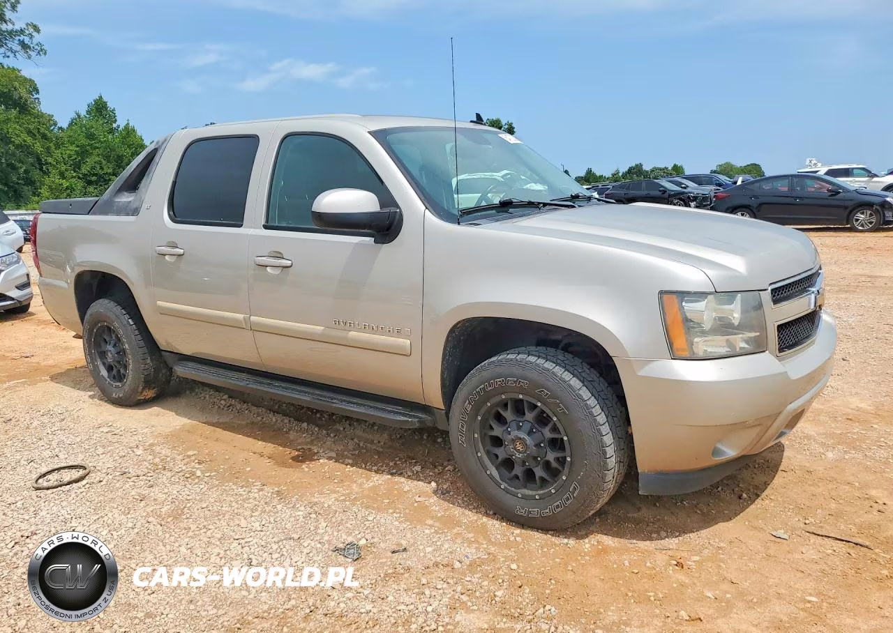 2008 Chevrolet Avalanche C1500 VIN:3GNEC12008G299746 - 4