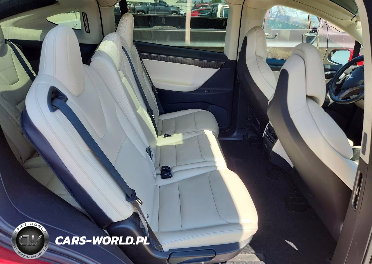 2018 Tesla Model X VIN:5YJXCAE26JF127182 - 11