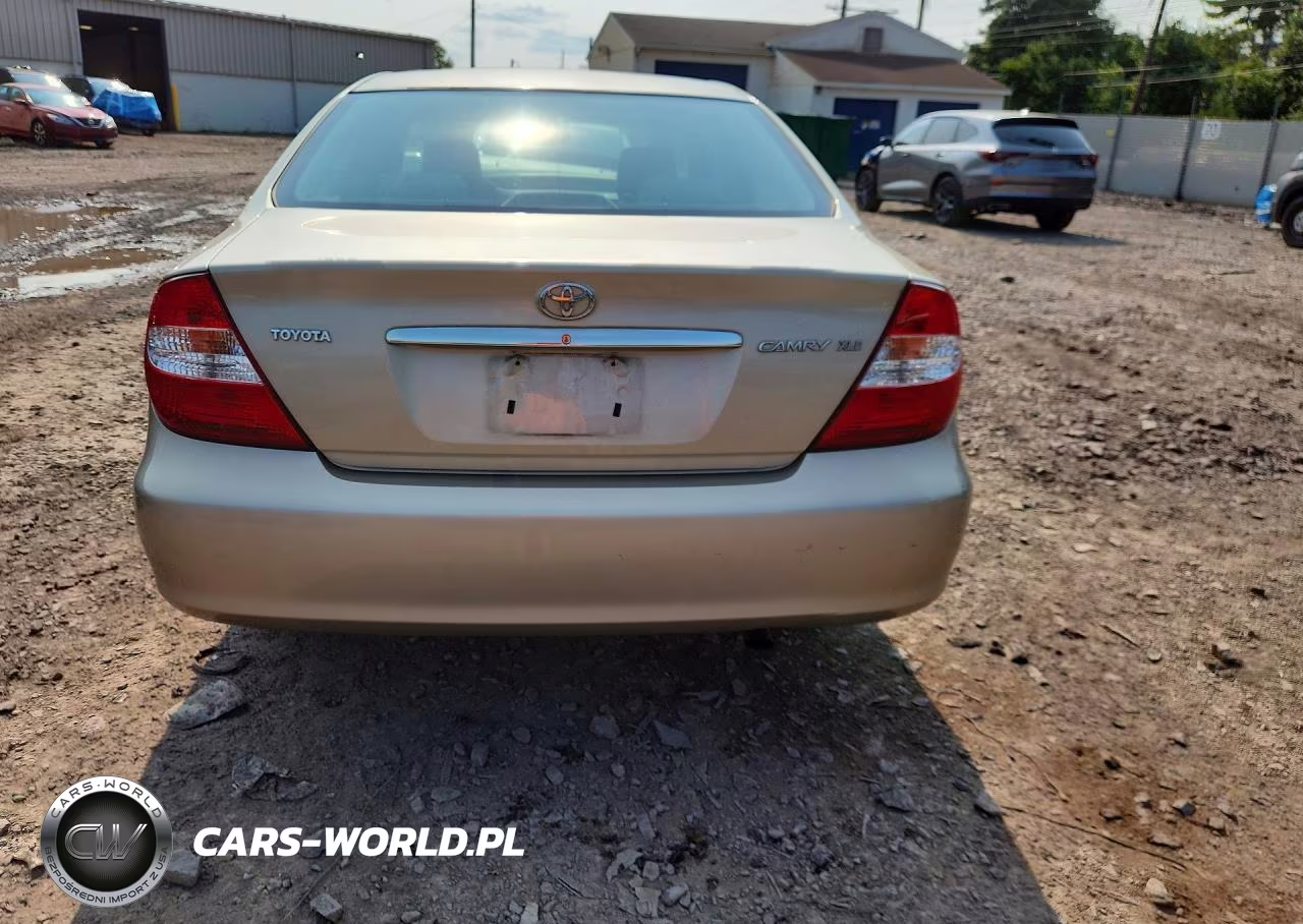 2004 Toyota Camry Xle VIN:4T1BE30K84U332520 - 6