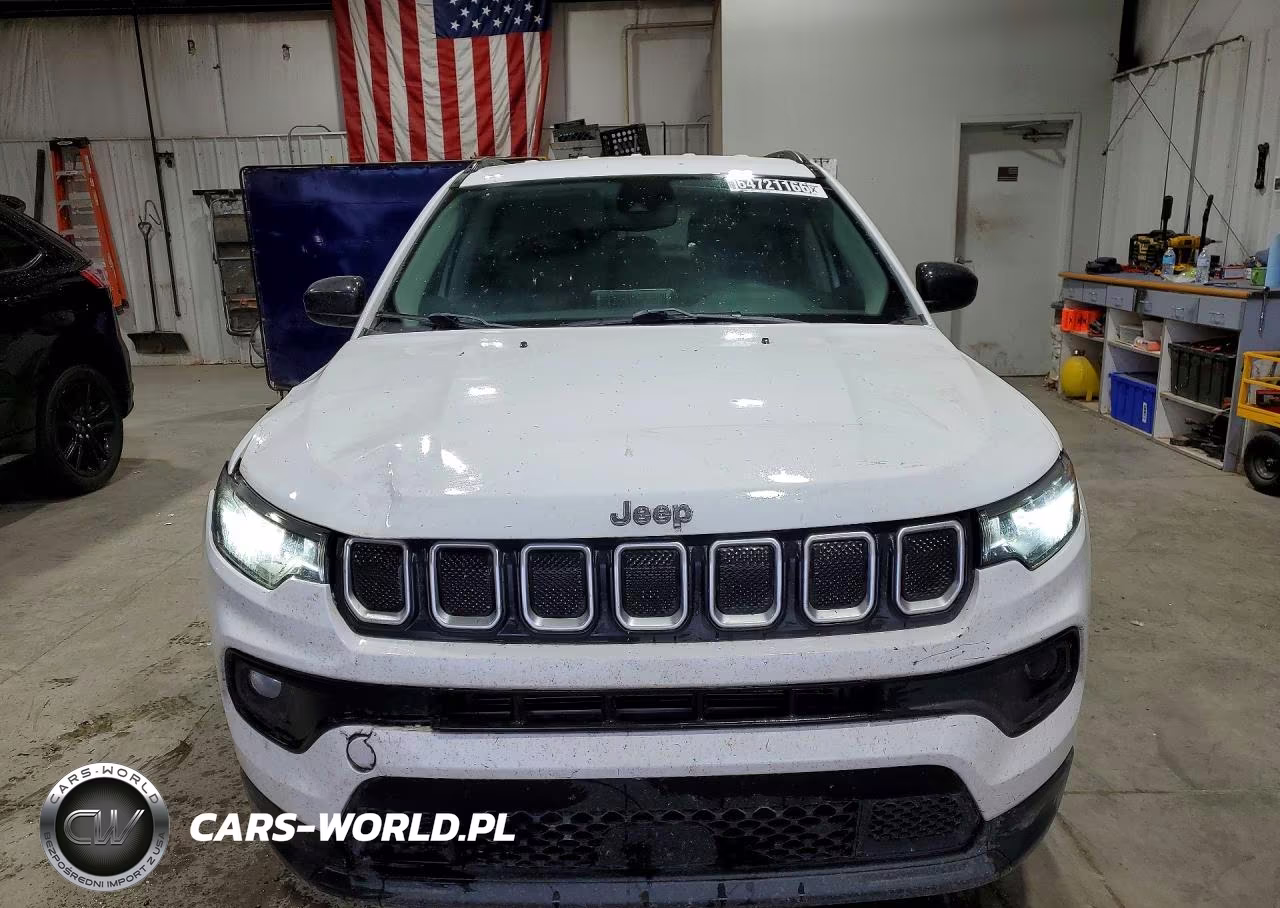 2022 Jeep Compass Latitude VIN:3C4NJDBB7NT130831 - 5