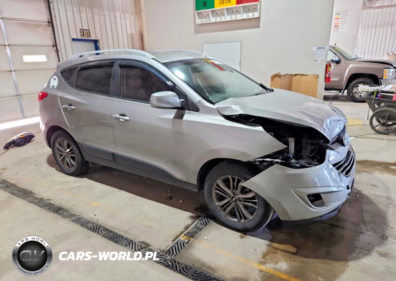 2015 Hyundai Tucson Se VIN:KM8JUCAGXFU044199 - 4