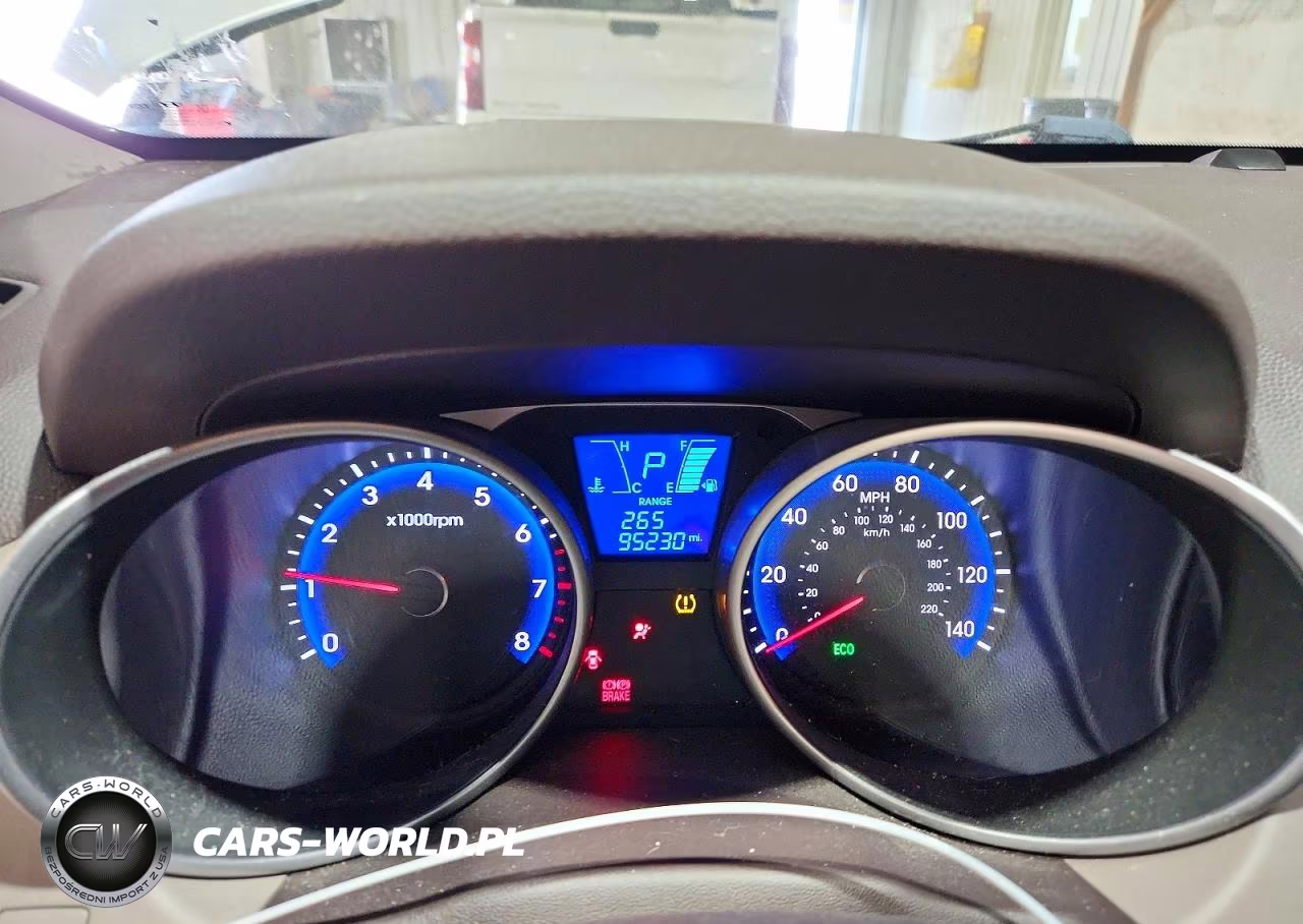2015 Hyundai Tucson Se VIN:KM8JUCAGXFU044199 - 9