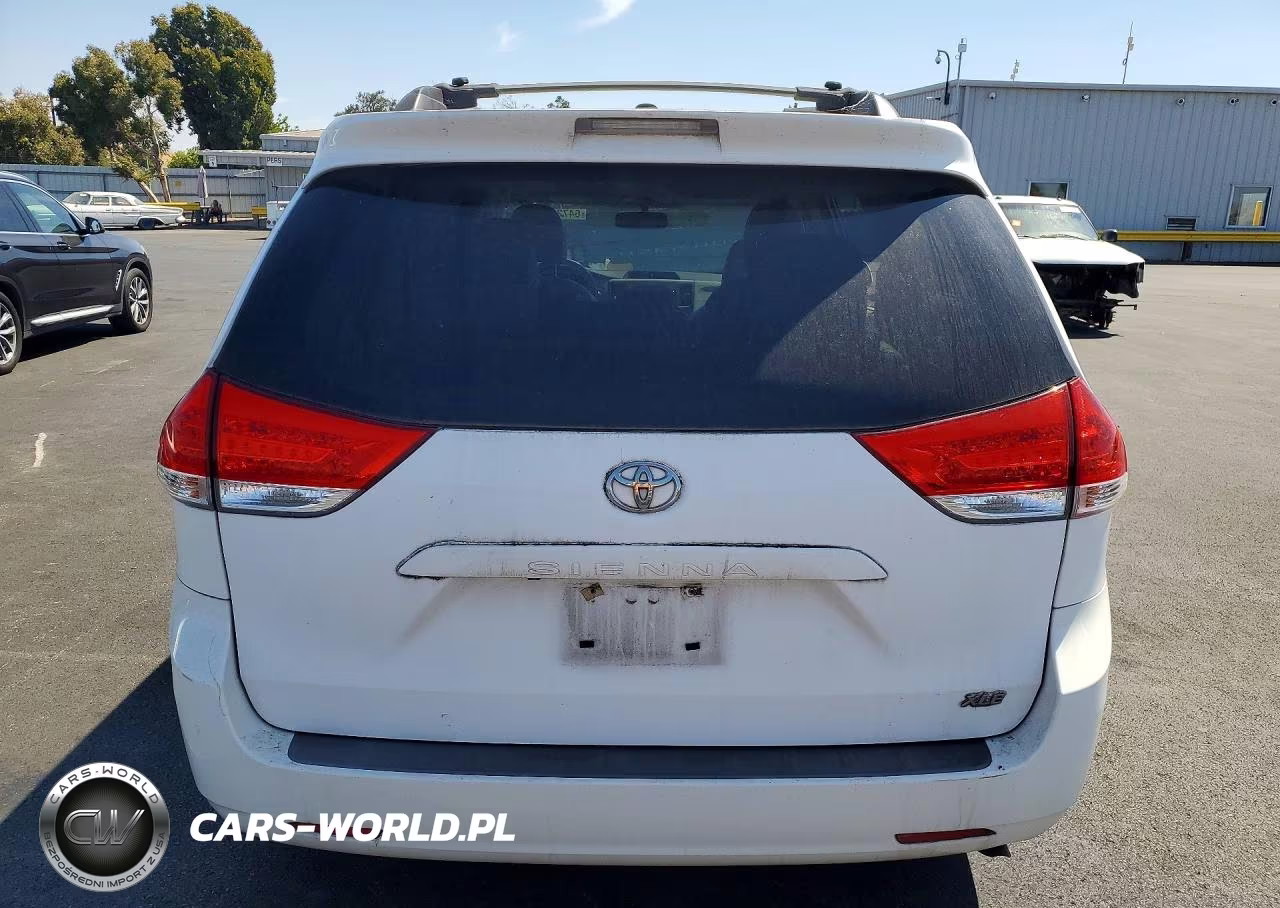 2011 Toyota Sienna Xle 8-Passenger VIN:5TDYK3DC9BS114386 - 6