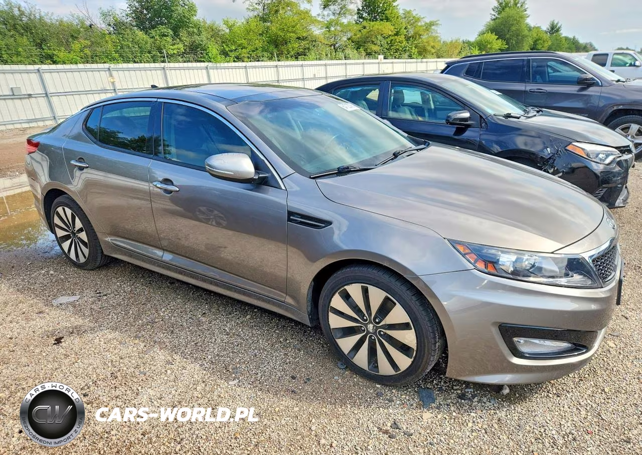 2012 Kia Optima Sx VIN:5XXGR4A60CG001716 - 4