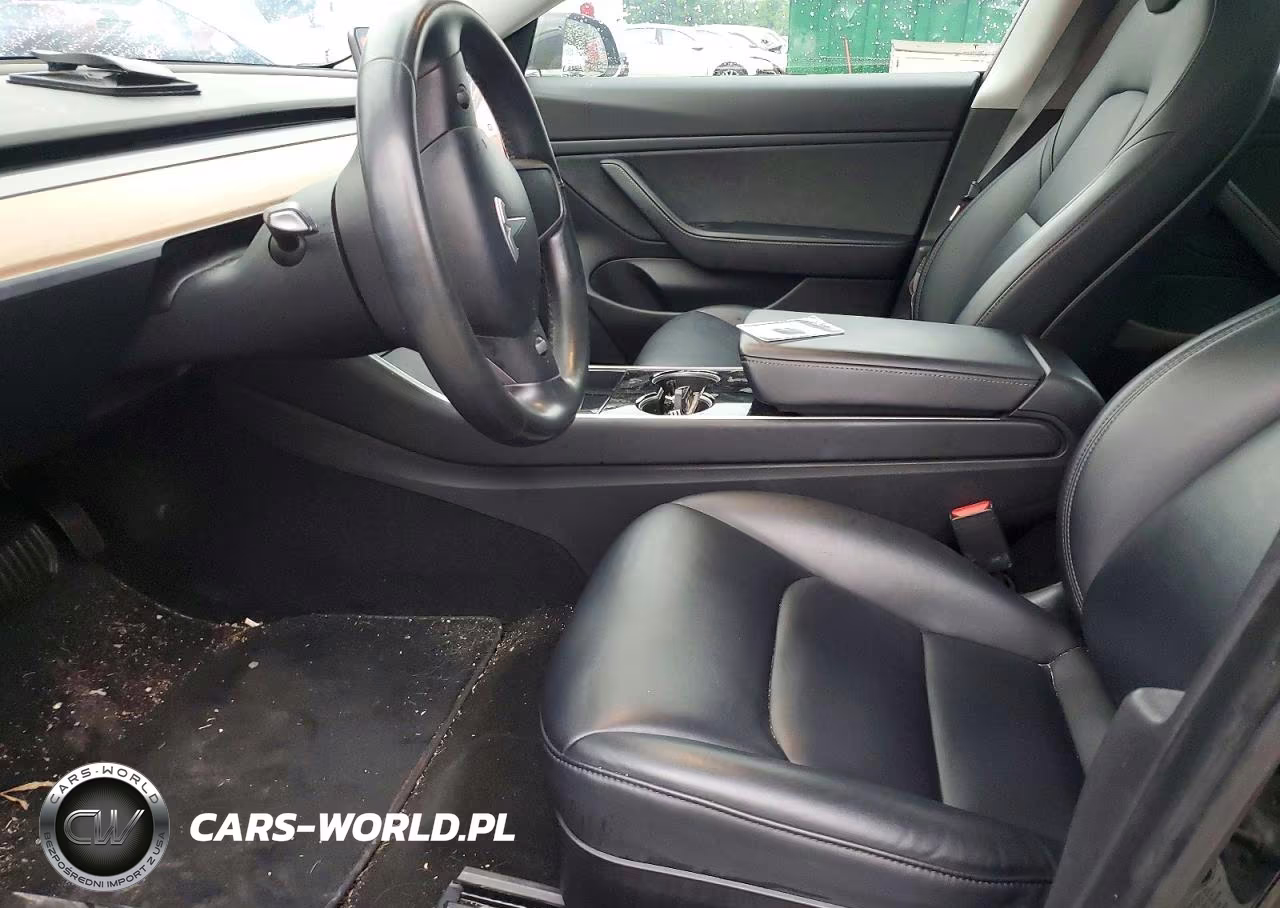 2018 Tesla Model 3 VIN:5YJ3E1EB2JF118746 - 7