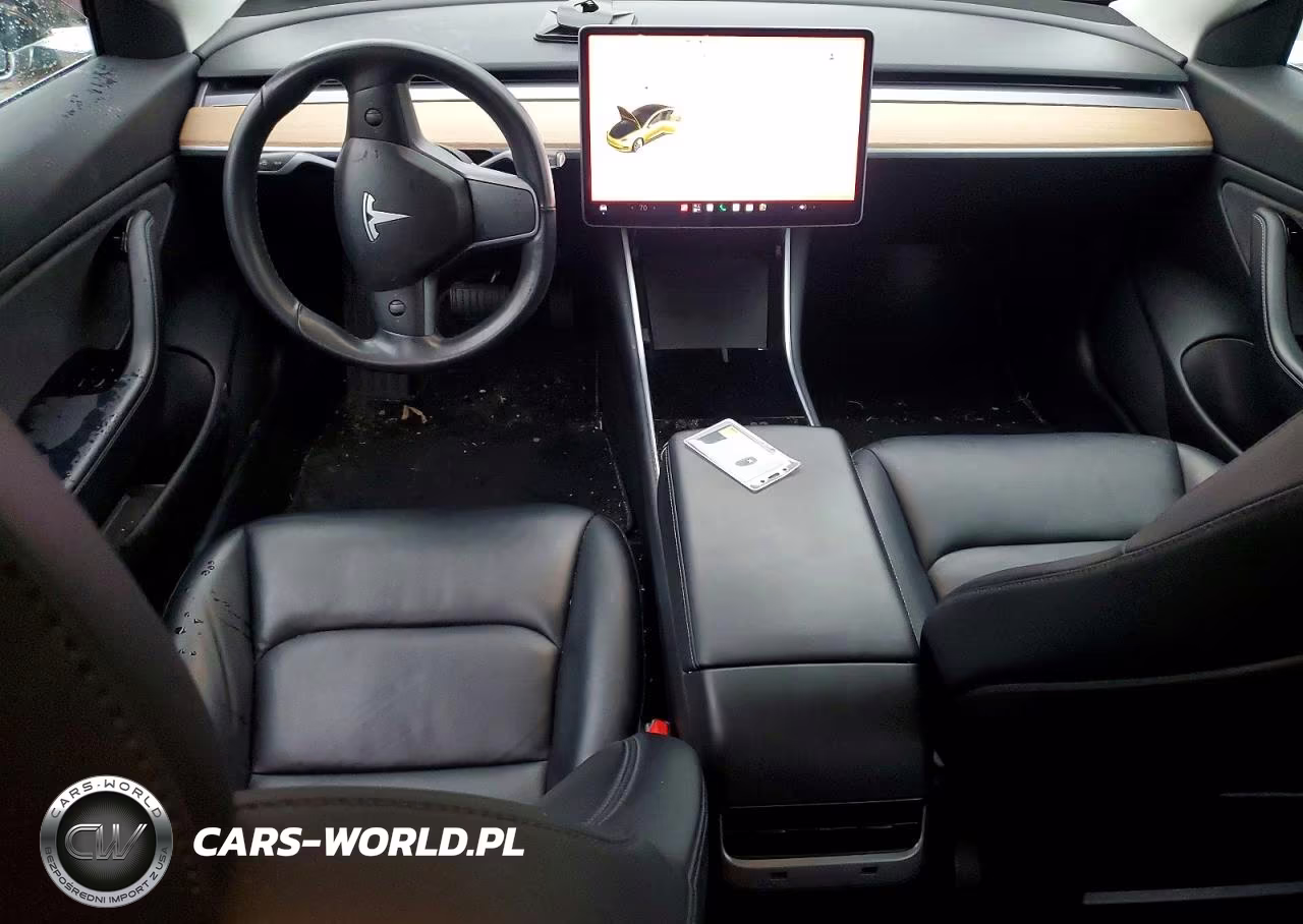 2018 Tesla Model 3 VIN:5YJ3E1EB2JF118746 - 8