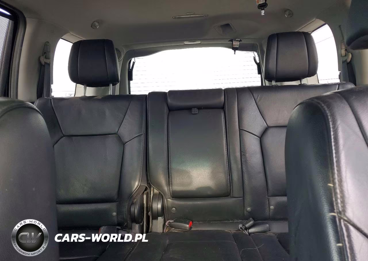 2015 Honda Pilot Touring VIN:5FNYF4H92FB053899 - 10
