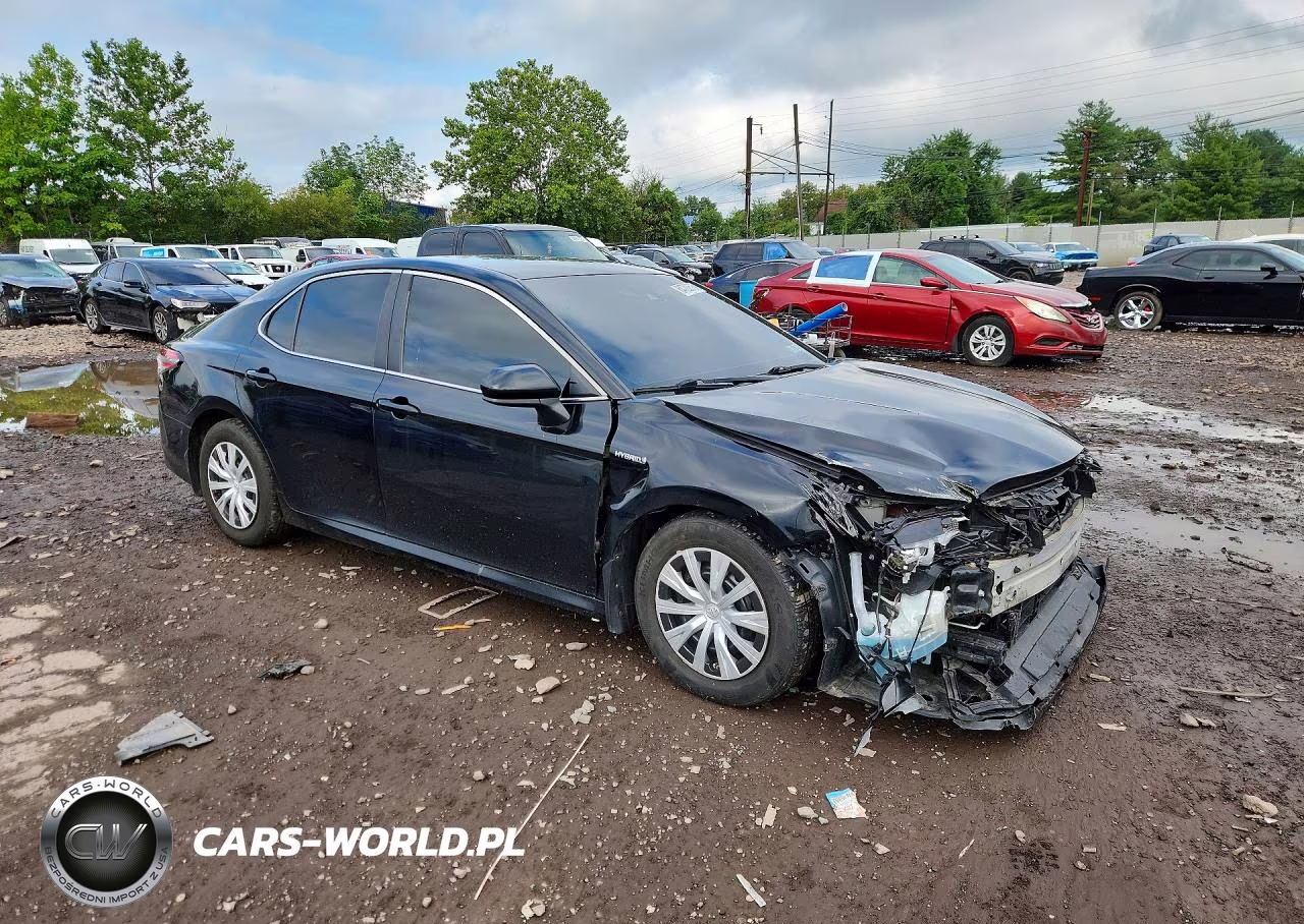 2020 Toyota Camry Le VIN:4T1C31AK3LU525864 - 4