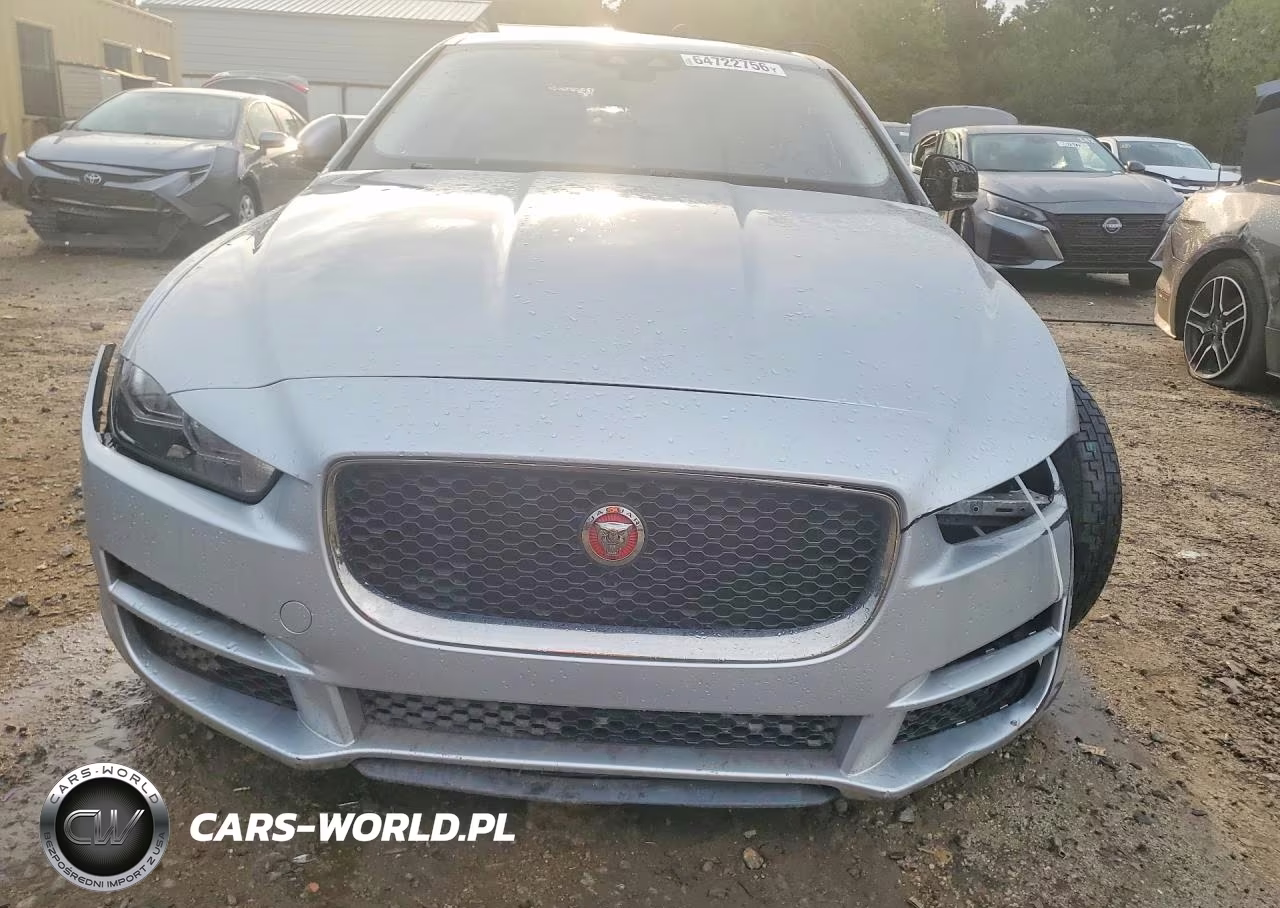 2017 Jaguar Xe Premium VIN:SAJAD4BV0HCP11444 - 5