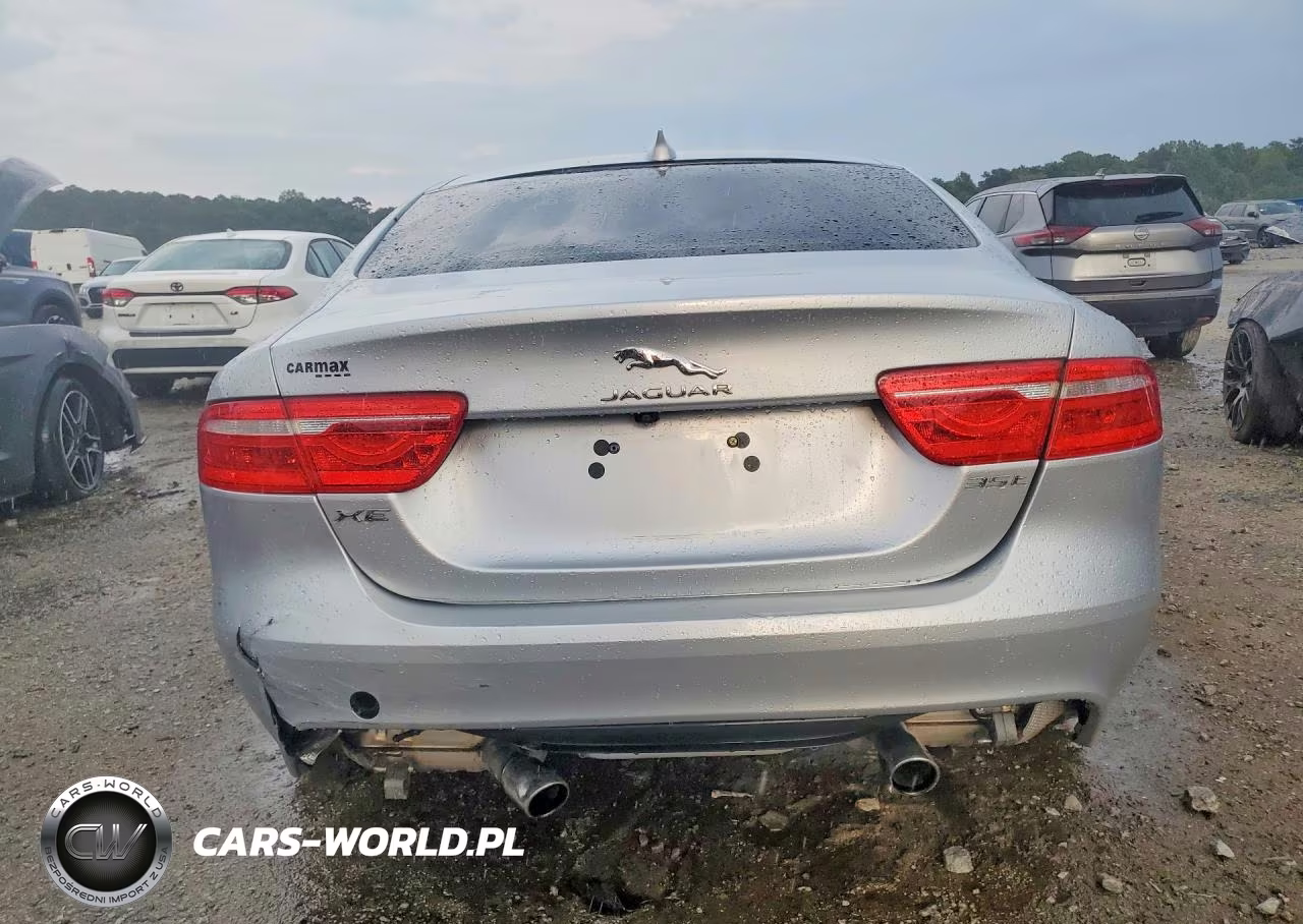 2017 Jaguar Xe Premium VIN:SAJAD4BV0HCP11444 - 6