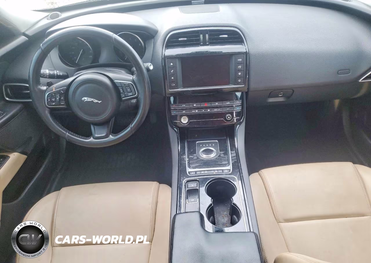 2017 Jaguar Xe Premium VIN:SAJAD4BV0HCP11444 - 8