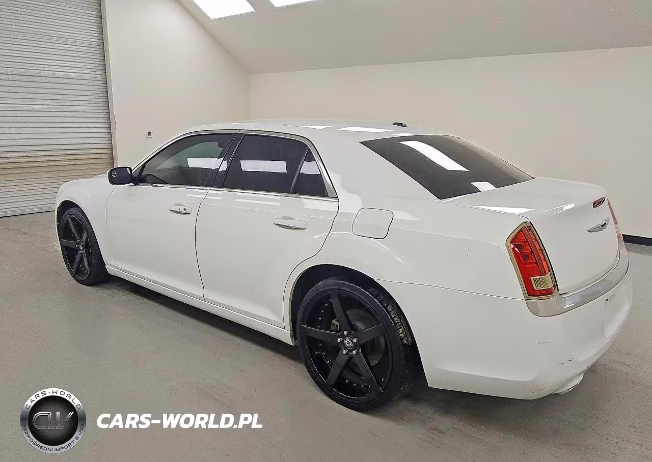 2014 Chrysler 300 VIN:2C3CCAAG1EH105756 - 2