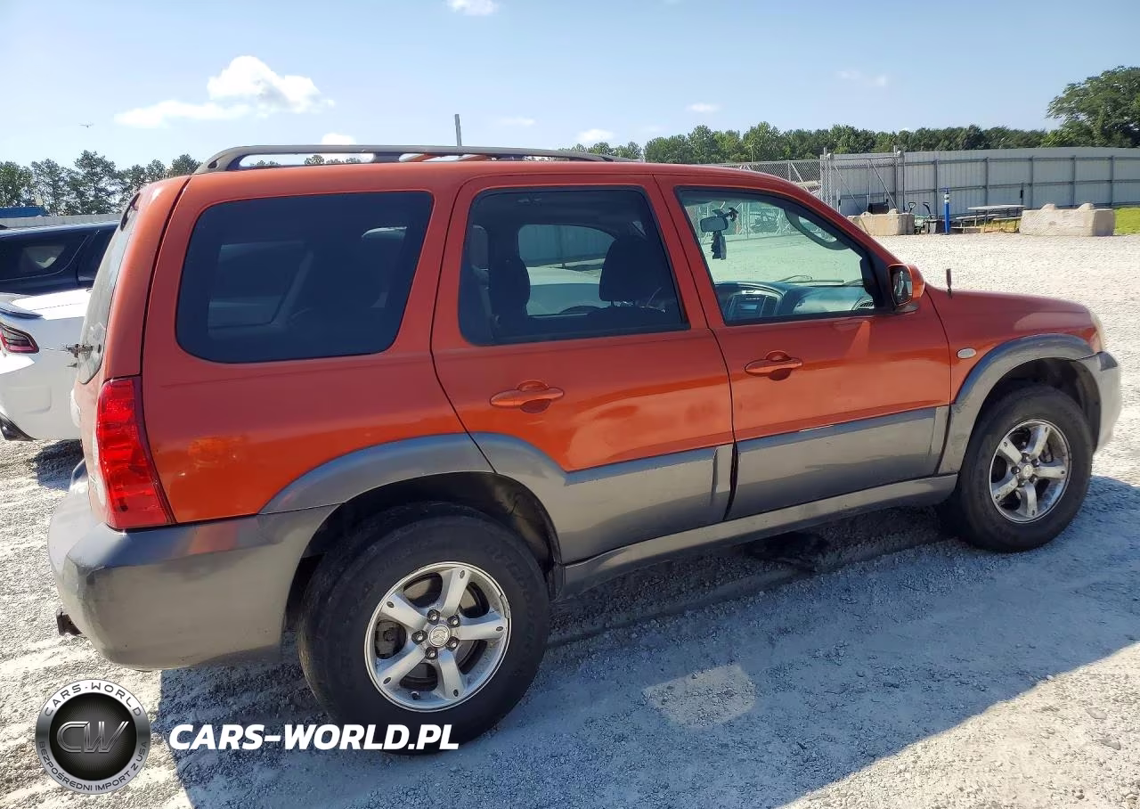 2005 Mazda Tribute S VIN:4F2YZ04185KM31919 - 3