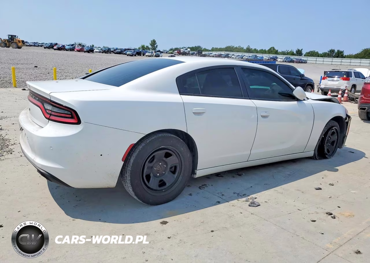 2018 Dodge Charger Police VIN:2C3CDXAT1JH189102 - 3