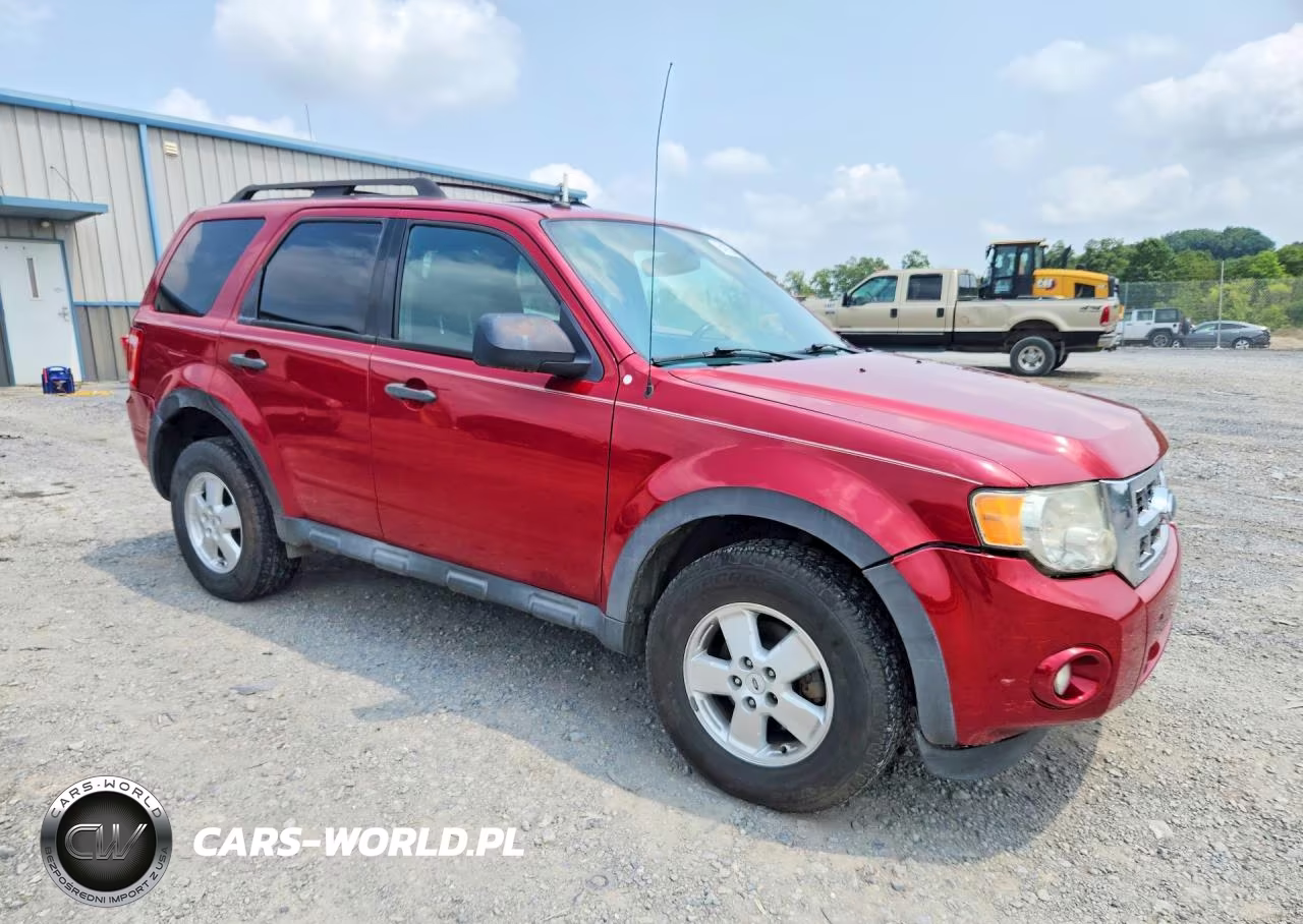 2011 Ford Escape Xlt VIN:1FMCU0D73BKB02663 - 4