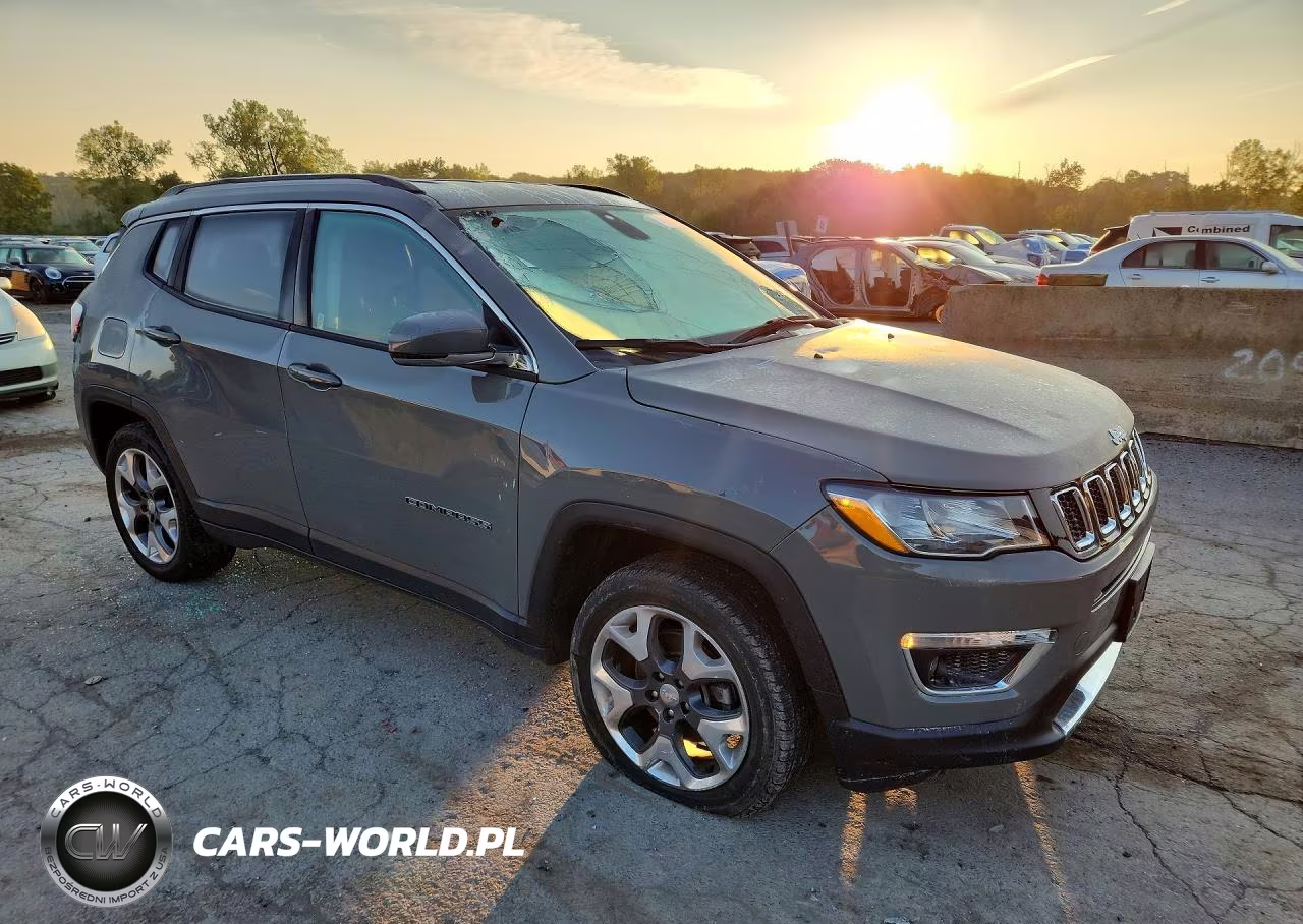 2019 Jeep Compass Limited VIN:3C4NJDCB3KT771887 - 4