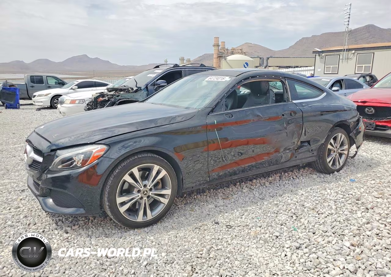 2017 Mercedes-Benz C 300 – zdjęcie 1 z 12