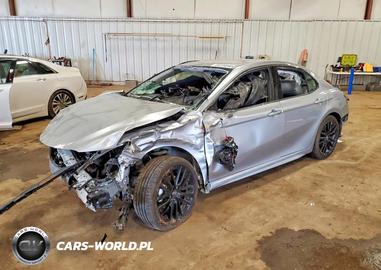 2023 Toyota Camry Xse – zdjęcie 1 z 12
