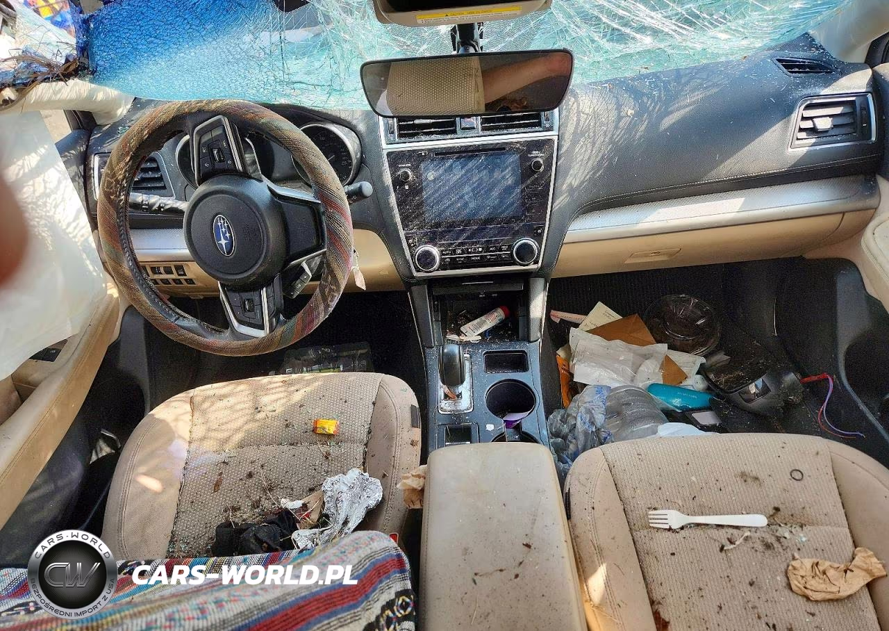 2018 Subaru Outback 2.5I Premium VIN:4S4BSAFC1J3378916 - 8