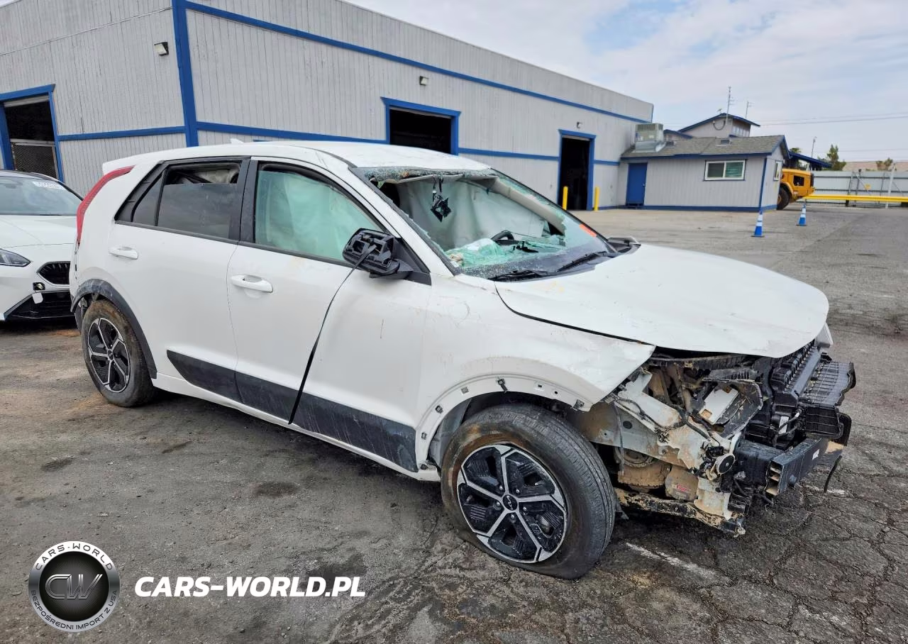 2026 Kia Niro Lx VIN:KNDCP3LE4T5328594 - 4