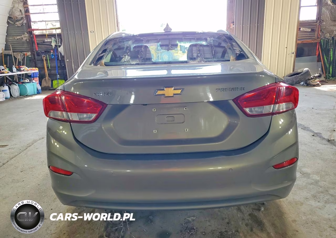 2019 Chevrolet Cruze Premier VIN:1G1BF5SM0K7122056 - 6