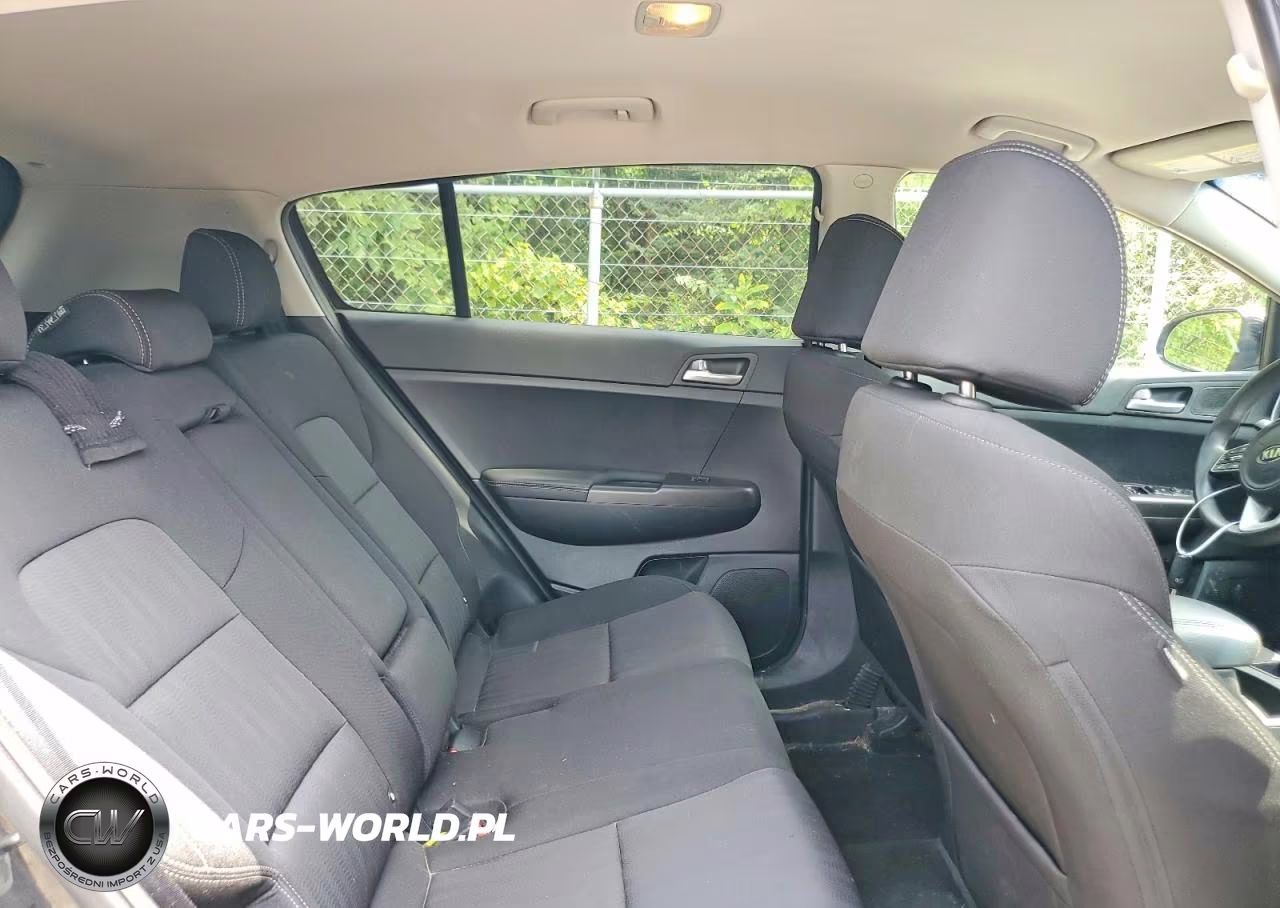 2020 Kia Sportage Lx VIN:KNDPMCACXL7796054 - 11