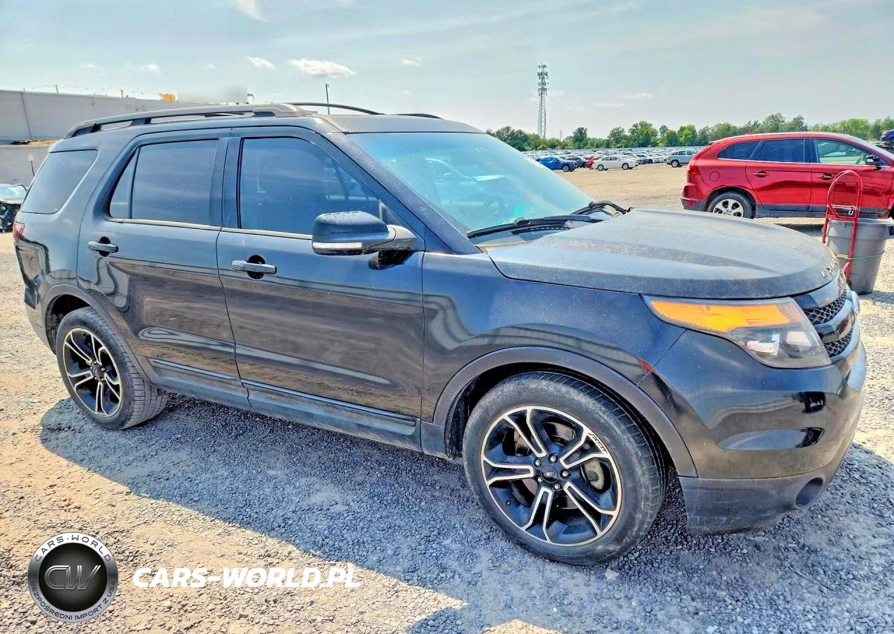 2015 Ford Explorer Sport VIN:1FM5K8GT6FGC20799 - 4