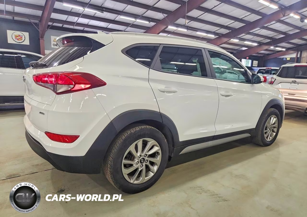 2018 Hyundai Tucson Sel VIN:KM8J3CA48JU674482 - 3