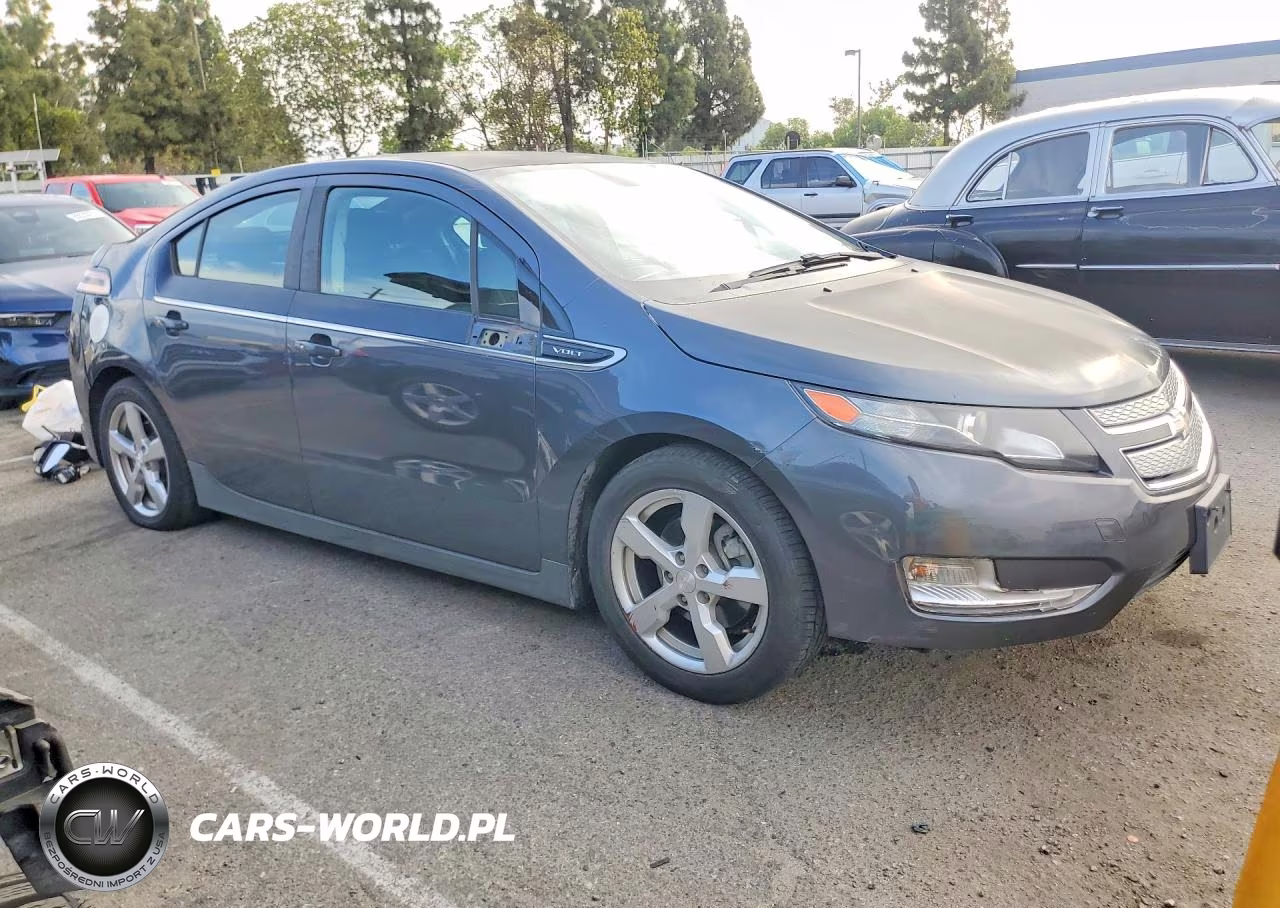 2013 Chevrolet Volt VIN:1G1RE6E4XDU142435 - 4