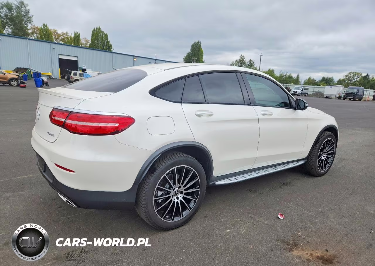 2017 Mercedes-Benz Glc Coupe 300 4Matic VIN:WDC0J4KB1HF285183 - 3