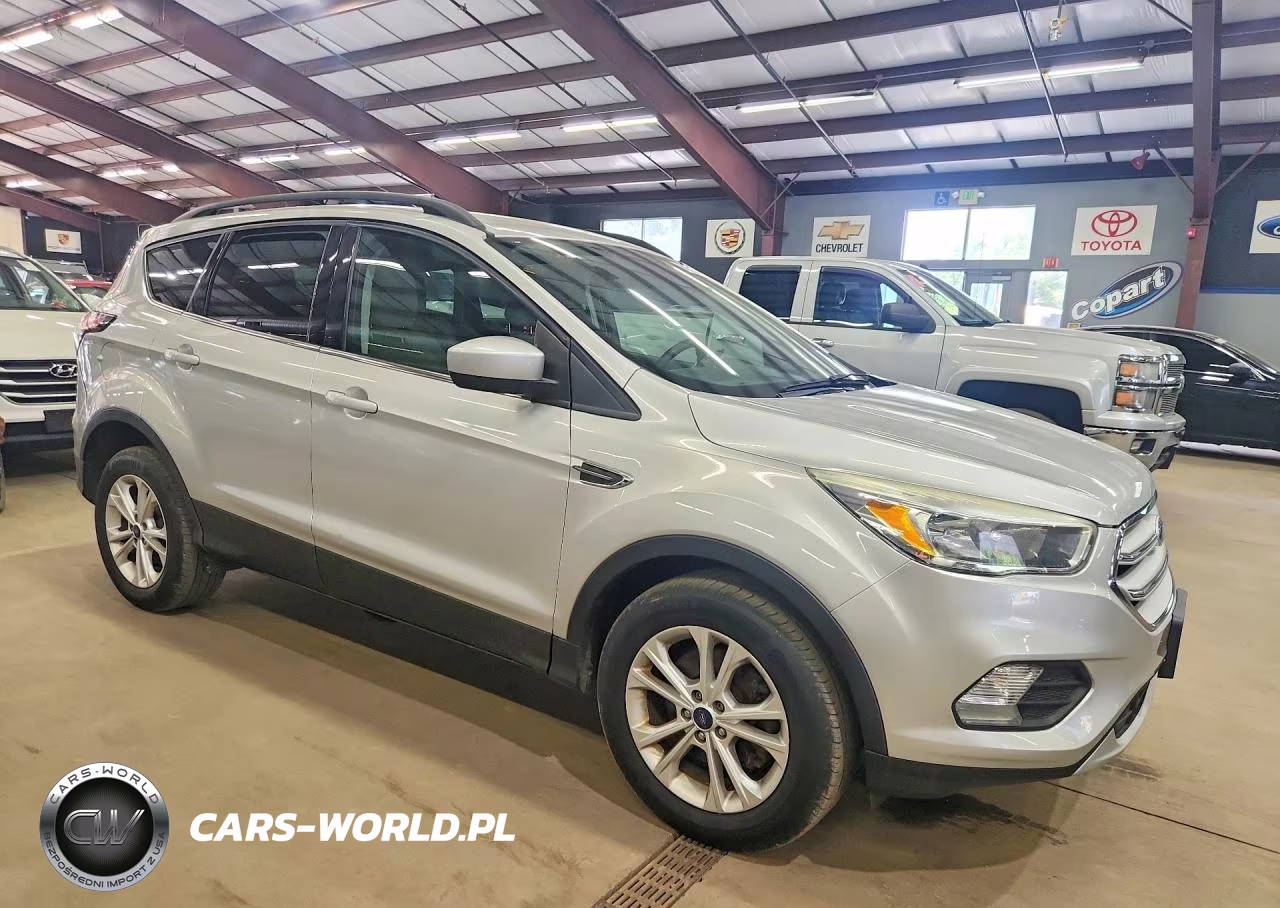 2018 Ford Escape Se VIN:1FMCU9GD2JUA75321 - 4