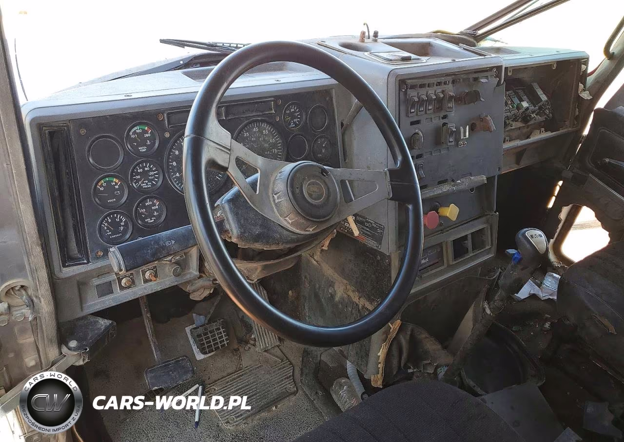 2000 Mack 600 Ch600 VIN:1M2AA14Y3YW126204 - 8