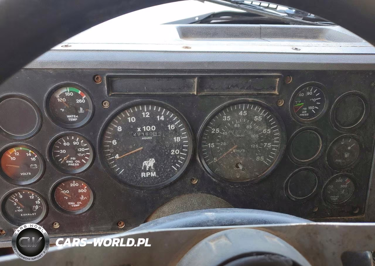 2000 Mack 600 Ch600 VIN:1M2AA14Y3YW126204 - 9