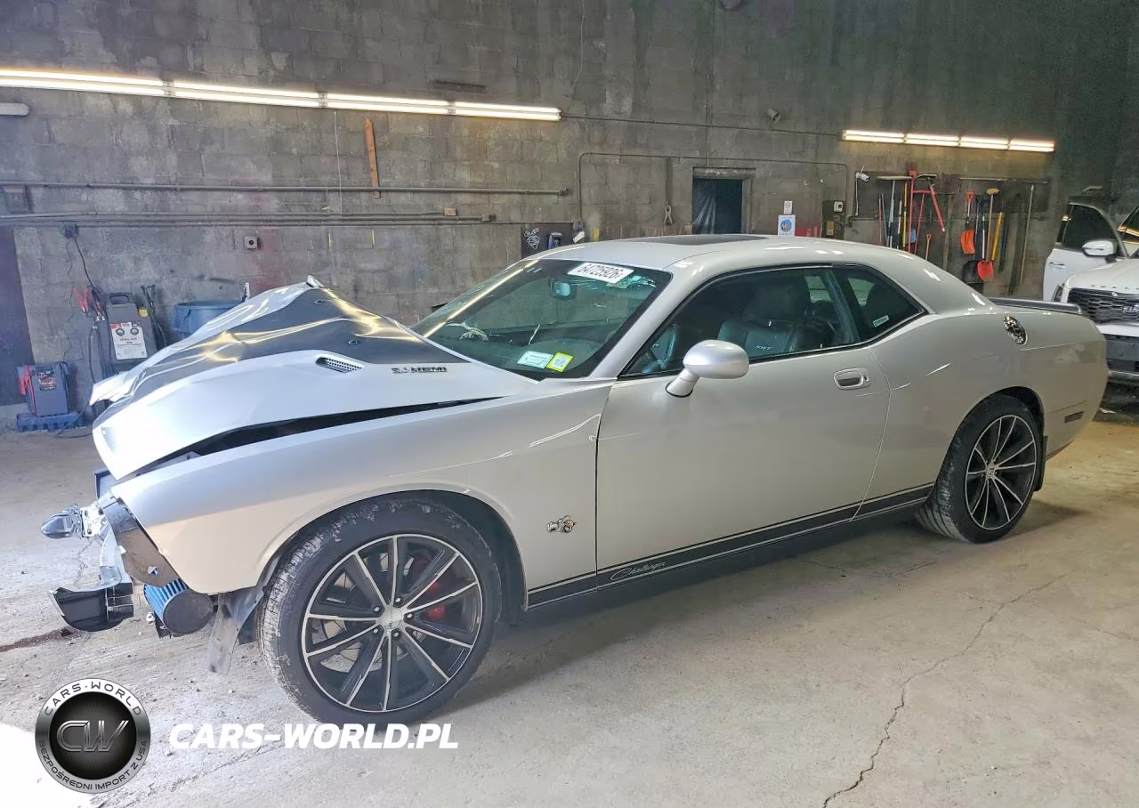 2009 Dodge Challenger Srt-8