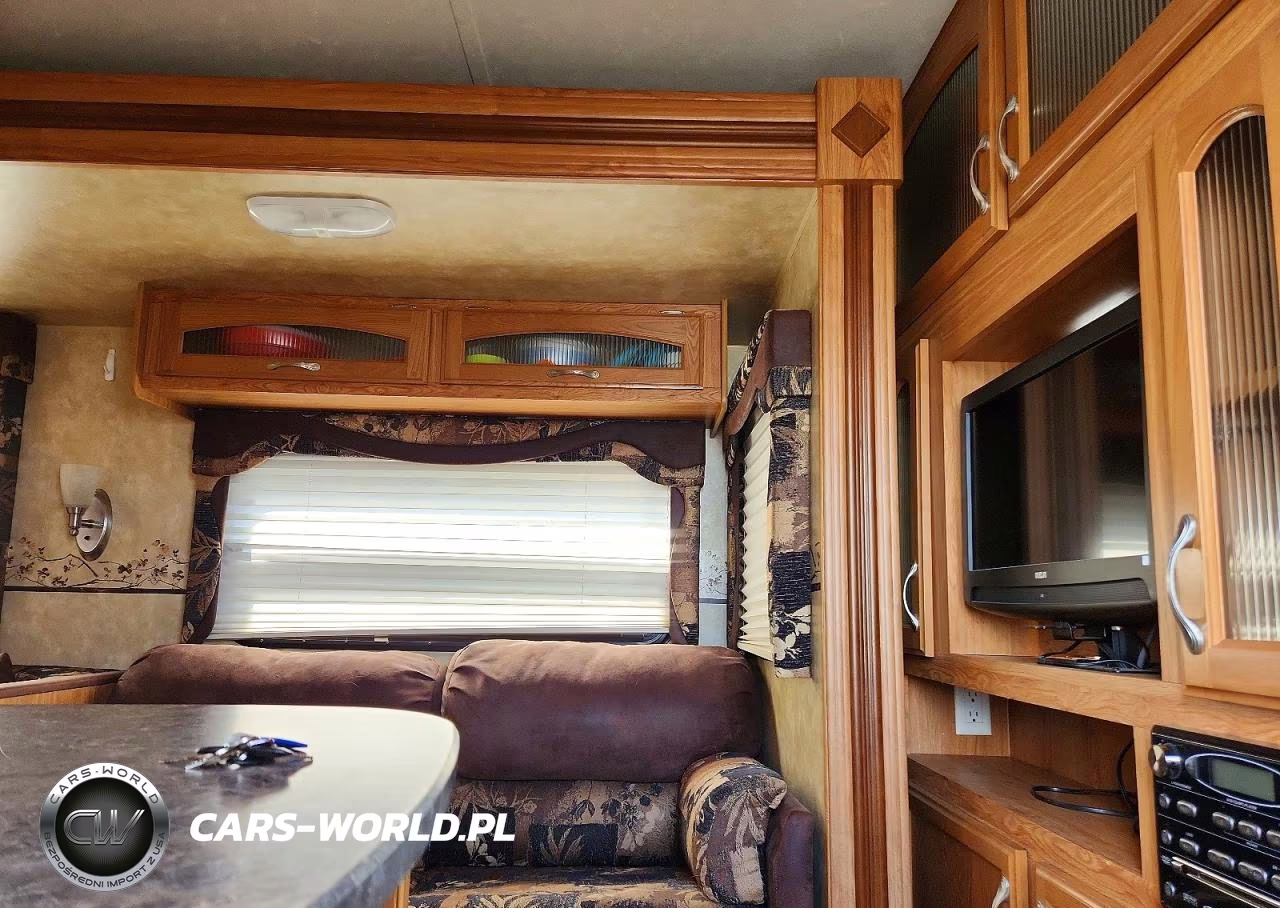 2010 Jayco Eagle Camper VIN:1UJBJ0BSXA1DJ0059 - 9