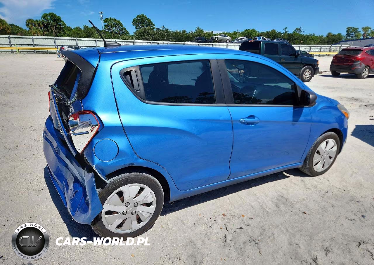 2017 Chevrolet Spark Ls VIN:KL8CB6SA1HC812653 - 3