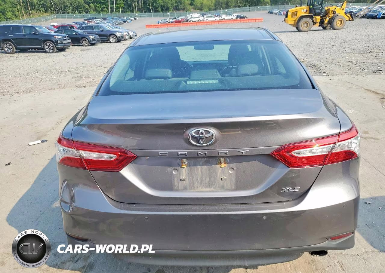 2018 Toyota Camry Xle VIN:4T1B11HK9JU502481 - 6
