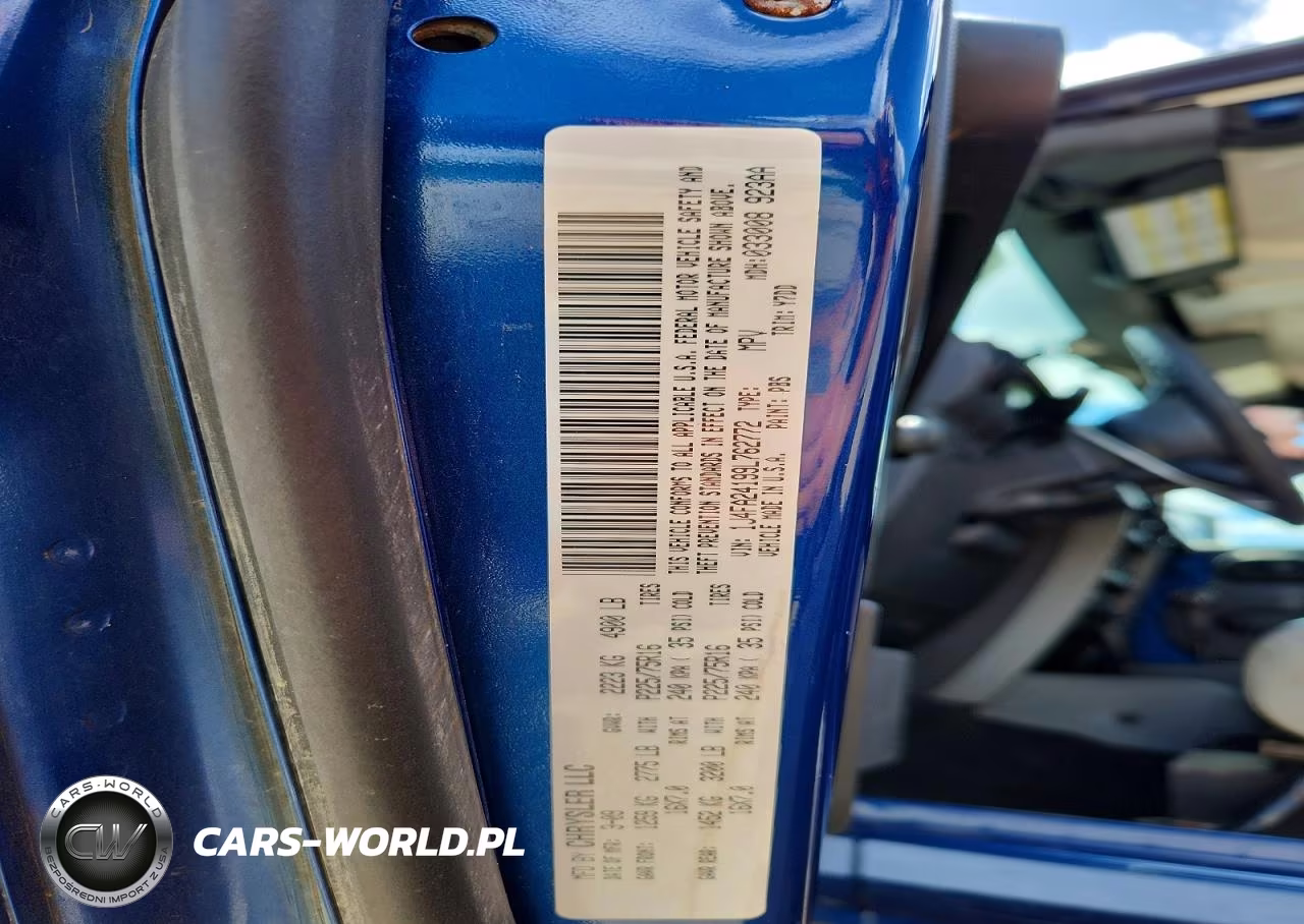 2009 Jeep Wrangler X VIN:1J4FA24199L762772 - 12