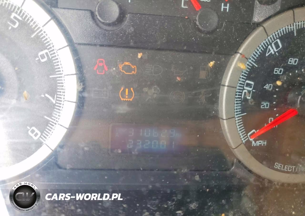 2010 Ford Escape Xls VIN:1FMCU0C78AKB09558 - 9
