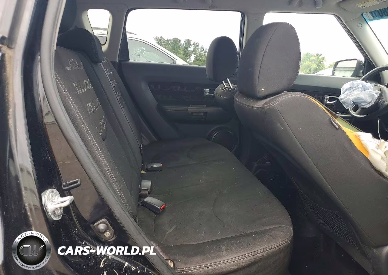2012 Kia Soul + VIN:KNDJT2A6XC7459817 - 11