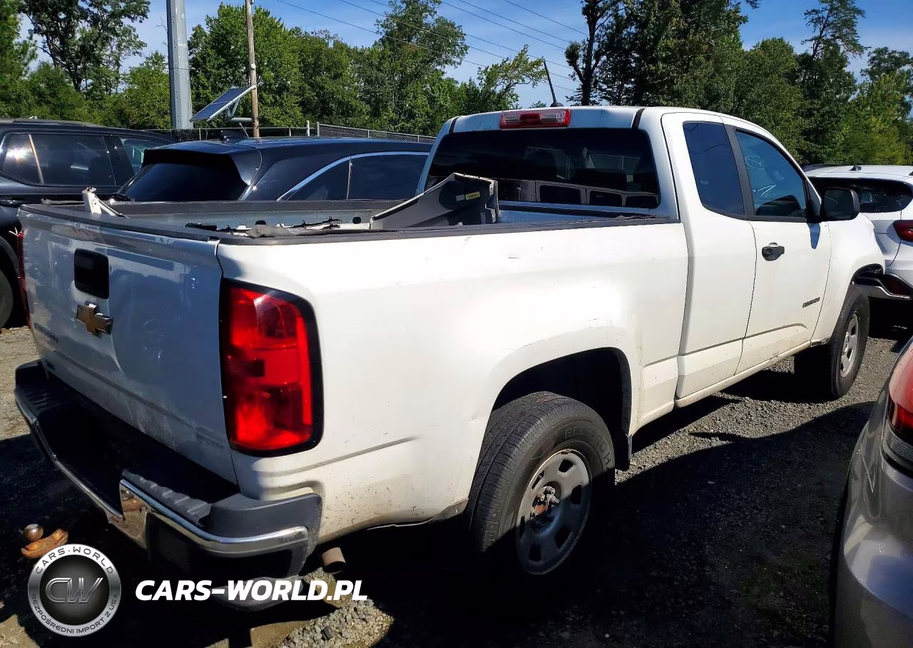 2019 Chevrolet Colorado VIN:1GCHSBEA1K1293284 - 3