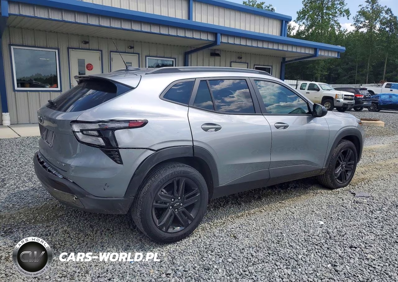 2026 Chevrolet Trax Activ VIN:KL77LKEP9TC046594 - 3