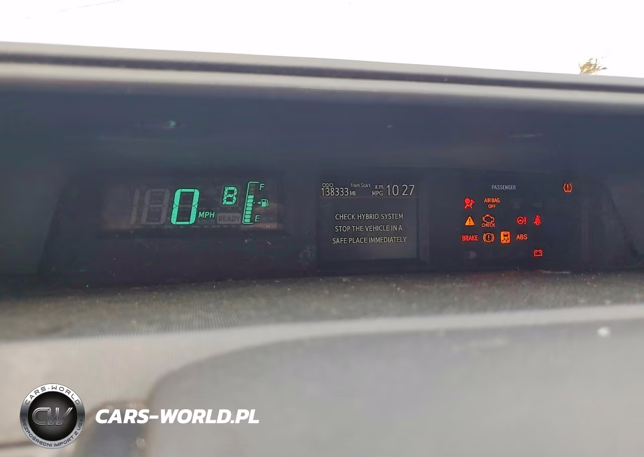 2013 Toyota Prius C Four VIN:JTDKDTB36D1057664 - 9
